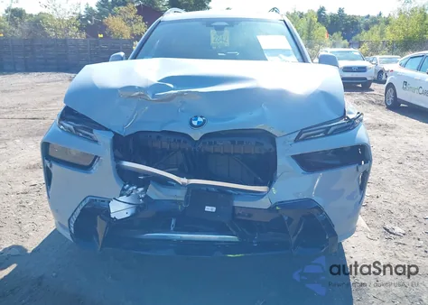 2023 BMW X7 xDrive40I из США, поврежденный, VIN 5UX23EM09P9P75828